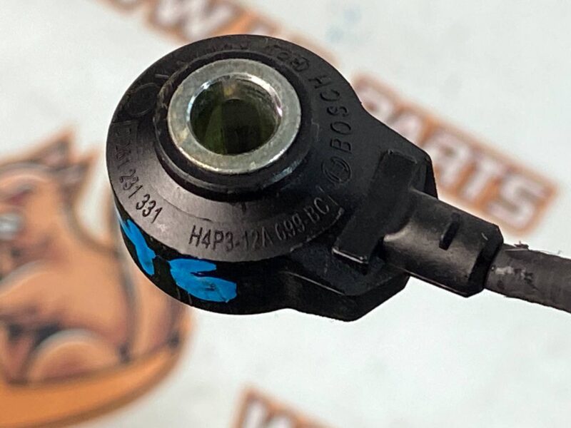 LR112513 RANGE ROVER VELAR (L560) Used detonation sensor cost 65 € in stock 1 pcs.