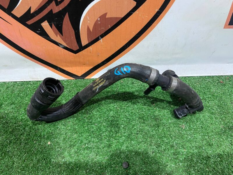 LR112864 Used Land Rover Discovery Sport L550 Cooling System Hose (2015-) cost 50 € in stock 3 pcs.