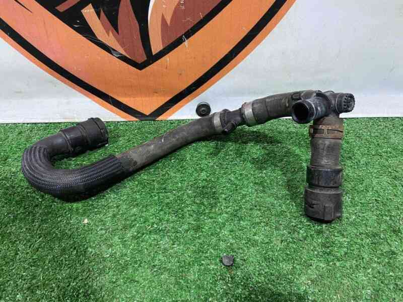 LR112864 Used Land Rover Discovery Sport L550 Cooling System Hose (2015-) cost 50 € in stock 3 pcs.