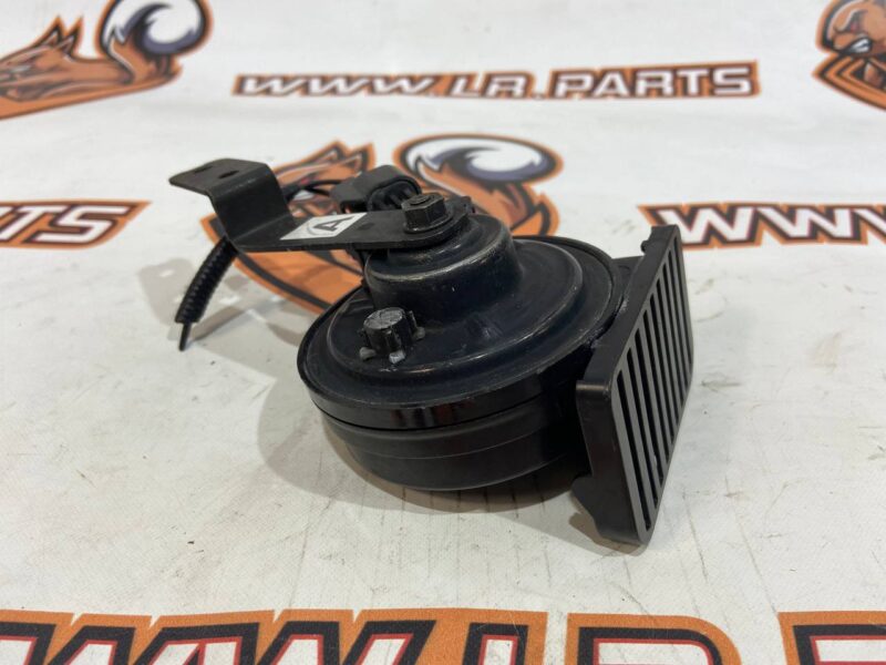 LR113190 Horn right Land Rover Discovery 5 used cost 40 € in stock 5 pcs.
