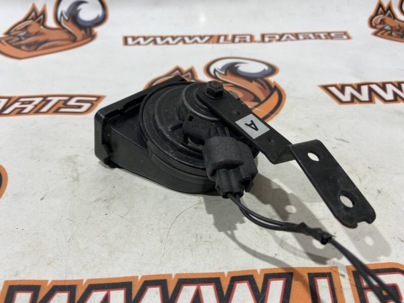 LR113190 Horn right Land Rover Discovery 5 used cost 40 € in stock 5 pcs.