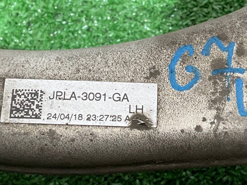 LR113268 Front left upper control arm Range Rover Sport L494 (2014-2022) Used cost 80 € in stock 10 pcs.