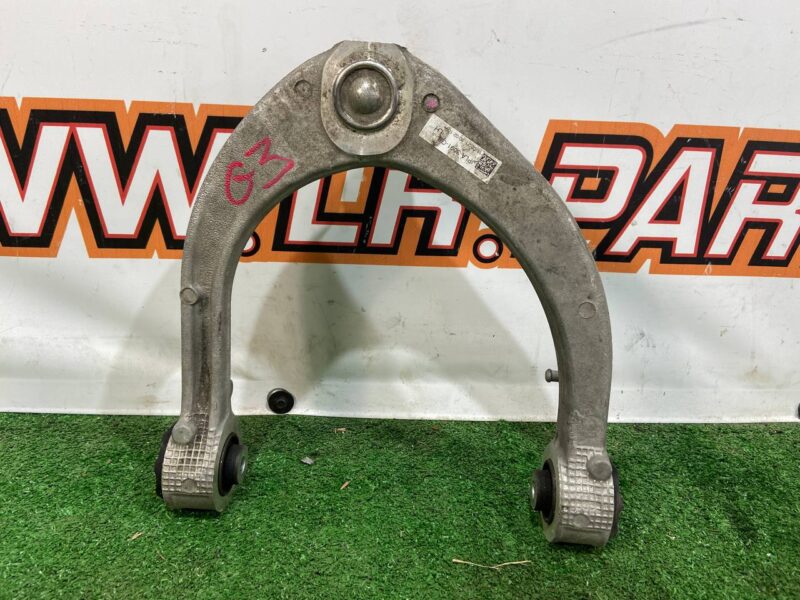 LR113268 Front left upper control arm Range Rover Sport L494 (2014-2022) Used cost 80 € in stock 10 pcs.
