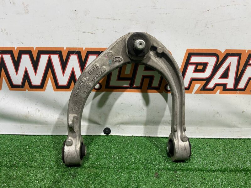 LR113268 Front left upper suspension arm Land Rover Discovery 5 L462 (2017-) USED cost 120 € in stock 1 pcs.