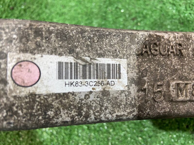 LR113871 Front lower left/right lever Range Rover Velar L560 (2018-) USED cost 120 € in stock 6 pcs.