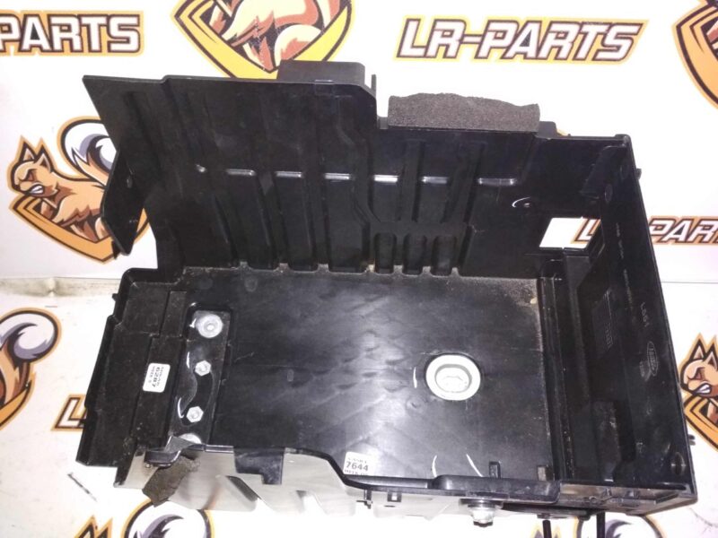 LR114224 Battery Case Land Rover Discovery Sport L550 (2015-) Used cost 50 € in stock 5 pcs.