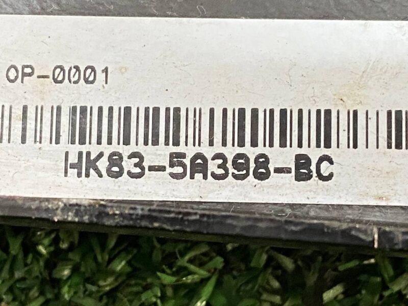 LR115109 Reinforcement right Range Rover Velar L560 (2018-) Used cost 40 € in stock 3 pcs.