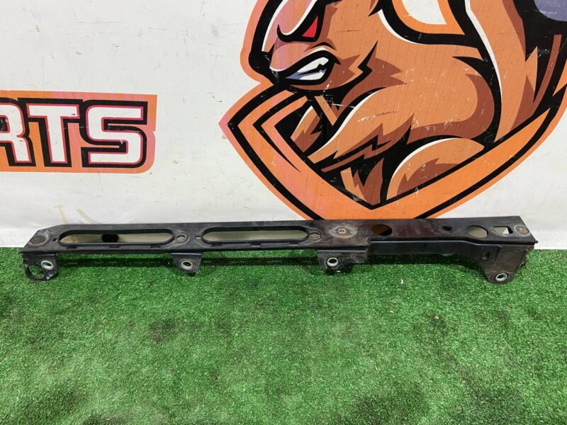 LR116260 Upper right fender mounting bracket Range Rover Sport L494 (2014-2022) USED - Image 20