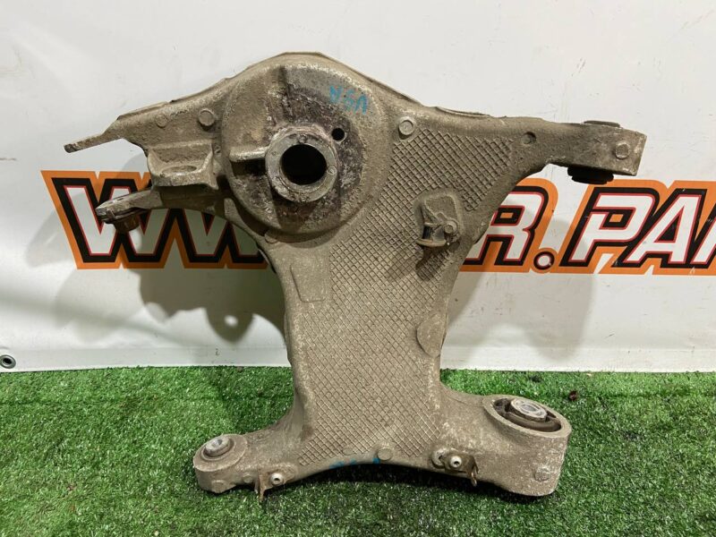 LR116284 Rear right lower control arm Range Rover Velar L560 (2018-) Used cost 100 € in stock 7 pcs.