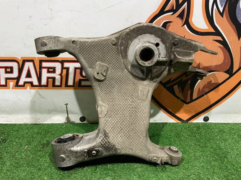 LR116285 Rear left lower control arm Range Rover Velar L560 (2018-) Used - Image 14