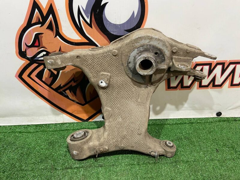 LR116285 Rear left lower control arm Range Rover Velar L560 (2018-) Used - Image 17