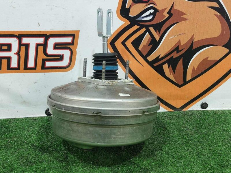 LR116564 Vacuum brake booster Land Rover Discovery 5 L462 (2017-) Used cost 80 € in stock 12 pcs.