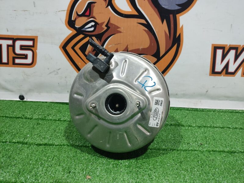 LR116564 Vacuum brake booster Land Rover Discovery 5 L462 (2017-) Used - Image 16