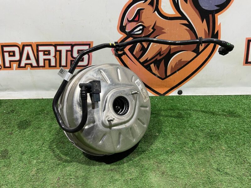 LR116564 Vacuum brake booster Land Rover Discovery 5 L462 (2017-) Used - Image 33