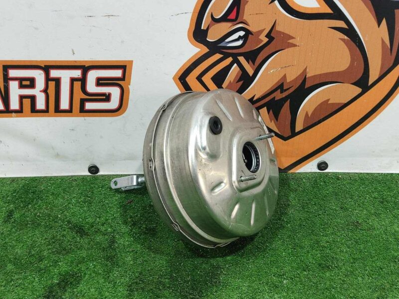 LR116564 Vacuum brake booster Land Rover Discovery 5 L462 (2017-) Used cost 80 € in stock 12 pcs.