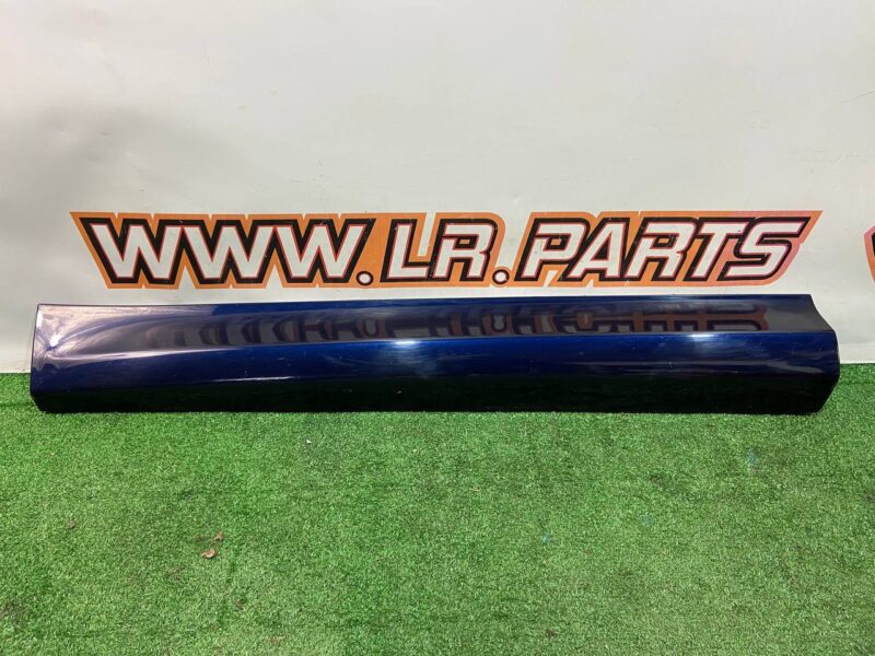 LR116797 Molding front left lower door Land Rover Discovery Sport L550 (2015-) Used cost 60 € in stock 3 pcs.
