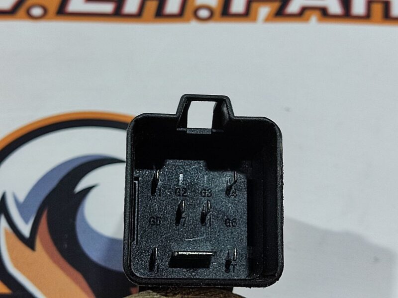 LR117592 Additional heater control unit Land Rover Discovery 5 Used cost 48,89 € in stock 26 pcs.
