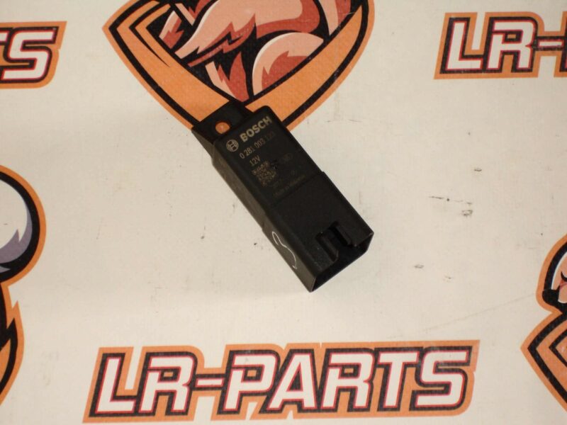LR117592 Additional heater control unit Land Rover Discovery 5 Used cost 48,89 € in stock 26 pcs.