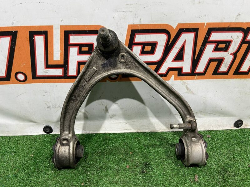 LR117884 Front right upper control arm Range Rover Velar L560 (2018-) Used - Image 12