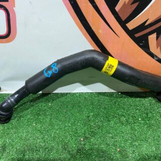 LR121791 Ventilation pipe for crankcase gases Range Rover Sport L494 (2014-2022) Used cost 15 € in stock 1 pcs.