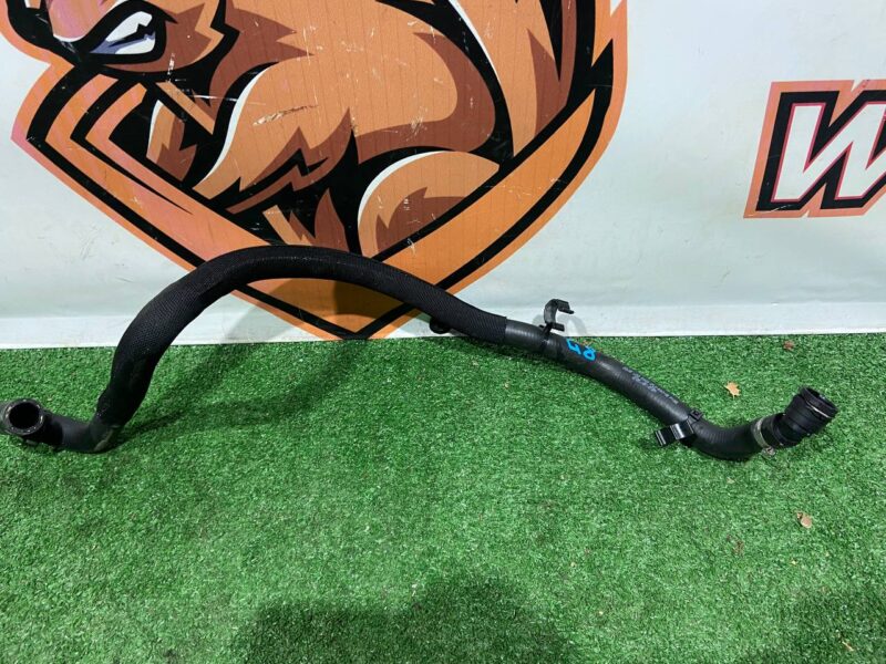 LR123076 Cooling pipe Range Rover Sport L494 (2014-2022) Used cost 75 € in stock 1 pcs.