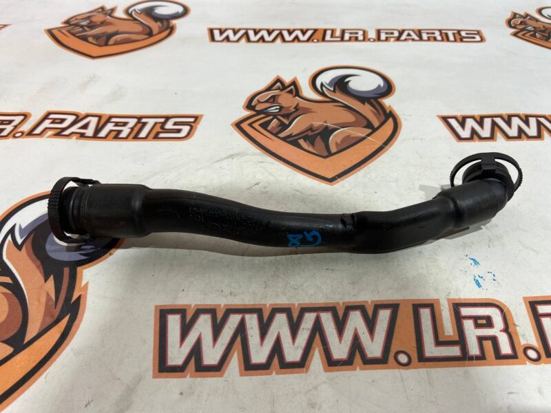 LR123081 Intercooler hose 3.0 i Range Rover Sport L494 (2014-2022) used cost 15 € in stock 1 pcs.