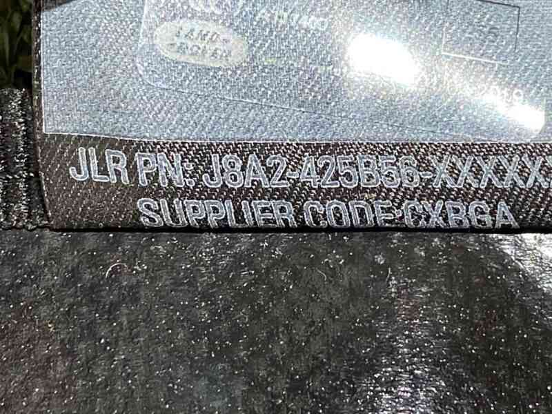 LR091593 Trunk curtain Range Rover Velar L560 (2018-) Used cost 250 € in stock 2 pcs.