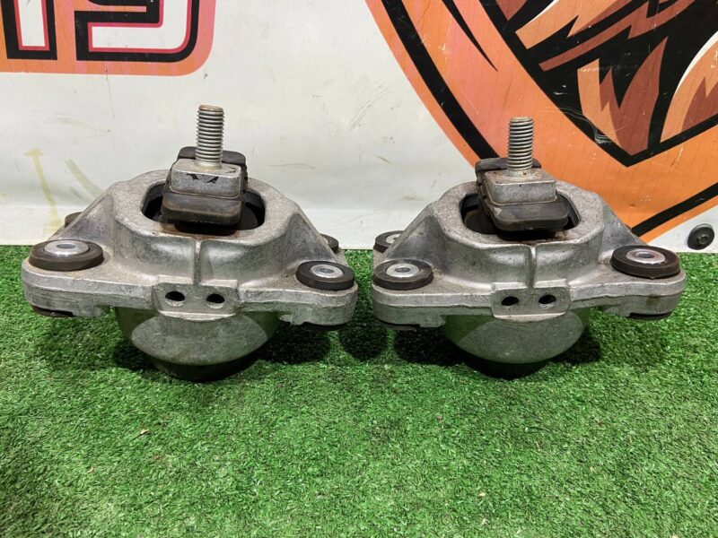 LR123907 Motor cushion 3.0D Range Rover Sport L494 (2014-2022) used - Image 28