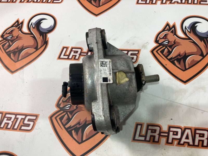 LR123907 Motor cushion 3.0D Range Rover Sport L494 (2014-2022) used cost 30 € in stock 33 pcs.