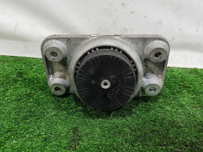 LR123914 Motor cushion Range Rover Sport L494 (2014-2022) used cost 90 € in stock 2 pcs.