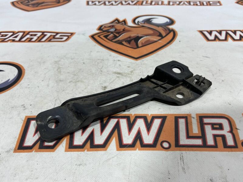 LR124567 Wing mounting bracket right Range Rover Sport L494 (2014-2022) Used - Image 12