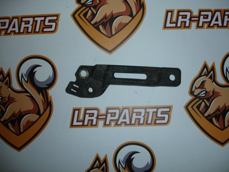 LR124567 Wing mounting bracket right Range Rover Sport L494 (2014-2022) Used cost 18 € in stock 4 pcs.