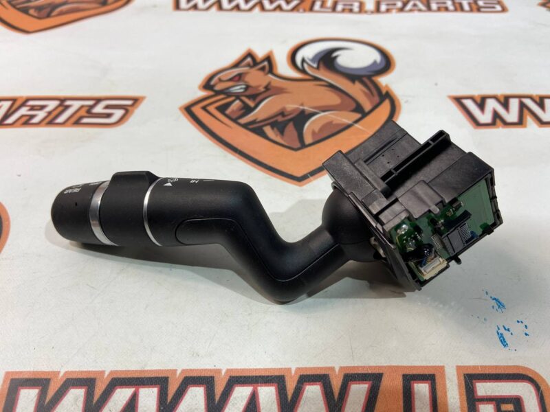 LR125107 Steering Wheel Switch Right Range Rover Velar L560 (2018-) Used - Image 15