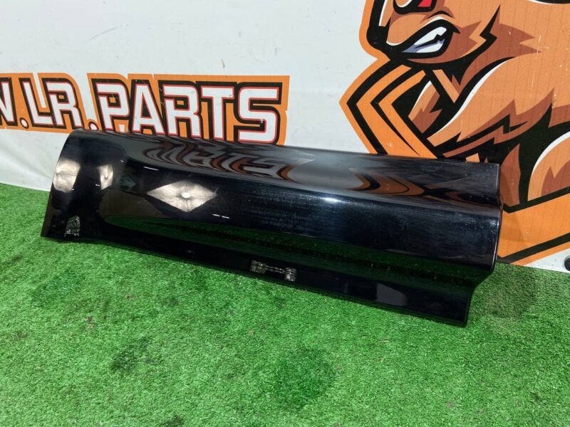LR125994 Door molding rear left Range Rover Sport L494 (2014-2022) Used cost 50 € in stock 1 pcs.
