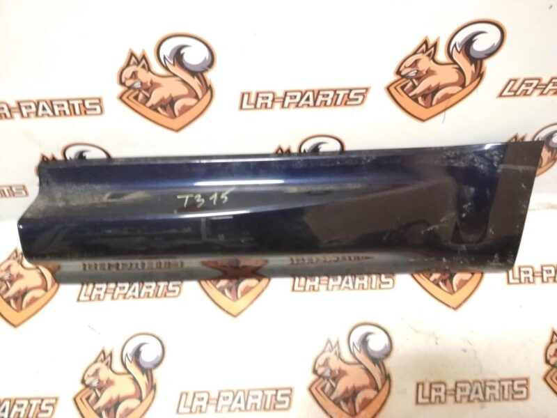LR125994 Door molding rear left Range Rover Sport L494 (2014-2022) Used cost 50 € in stock 1 pcs.