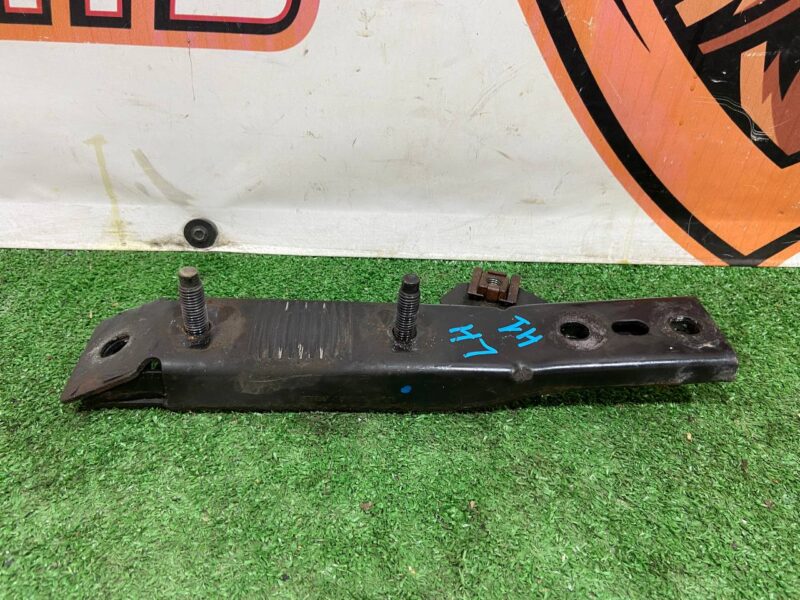 LR126068 Front right beam reinforcement Range Rover Sport L494 (2014-2022) Used - Image 16