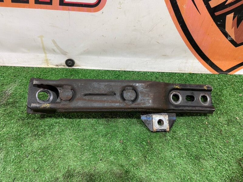 LR126068 Front right beam reinforcement Range Rover Sport L494 (2014-2022) Used - Image 17