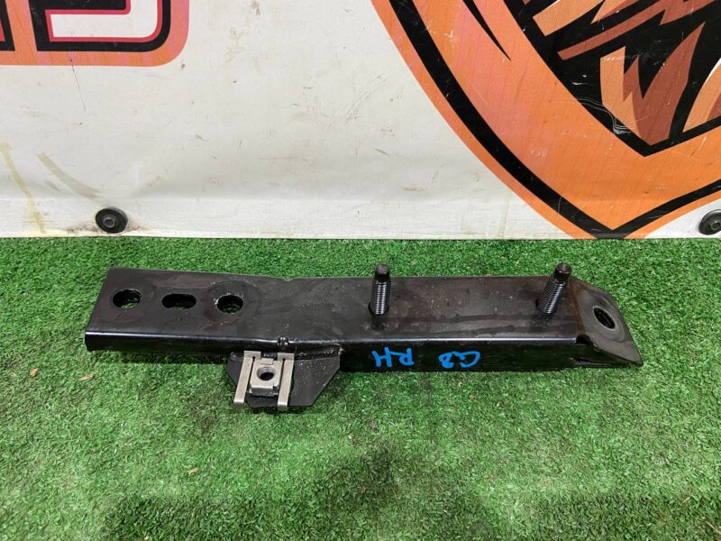 LR126068 Front right beam reinforcement Range Rover Sport L494 (2014-2022) Used - Image 19