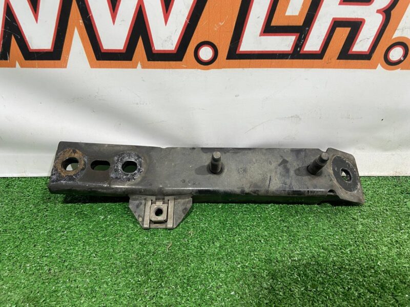 LR126068 Front right beam reinforcement Range Rover Sport L494 (2014-2022) Used cost 50 € in stock 6 pcs.