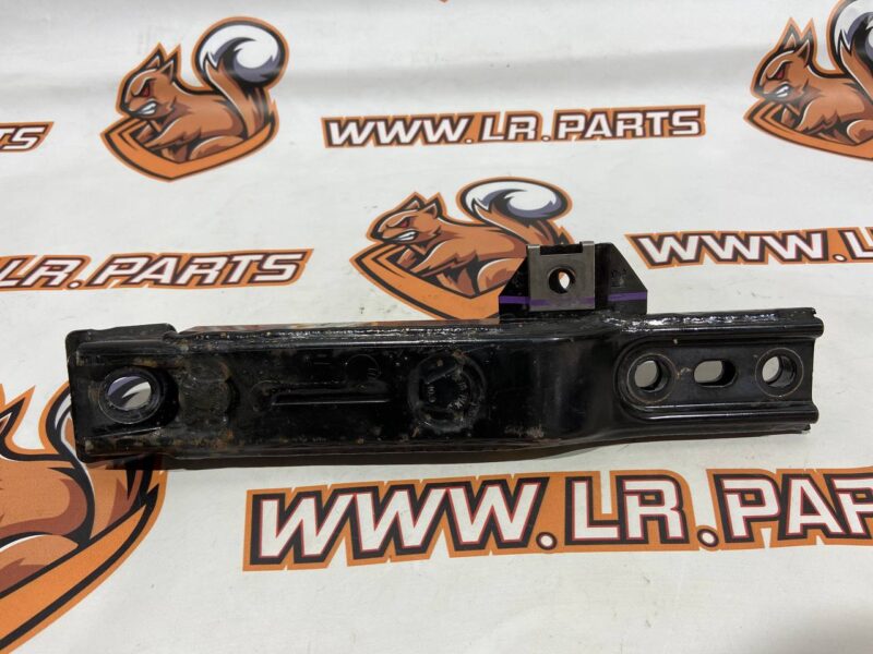 LR126070 Beam reinforcement left Range Rover Sport L494 (2014-2022) used cost 50 € in stock 3 pcs.