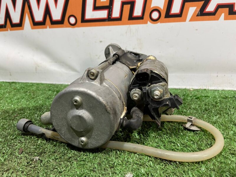 LR126163 Starter 2.0TD Range Rover Velar L560 (2018-) Used - Image 12