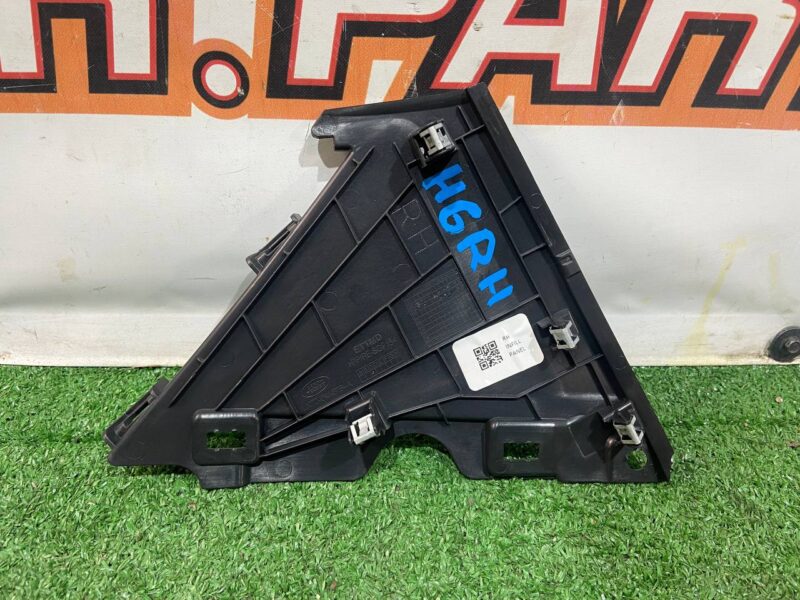 LR127352 Front panel trim right Land Rover Discovery Sport L550 (2015-) used cost 25 € in stock 1 pcs.