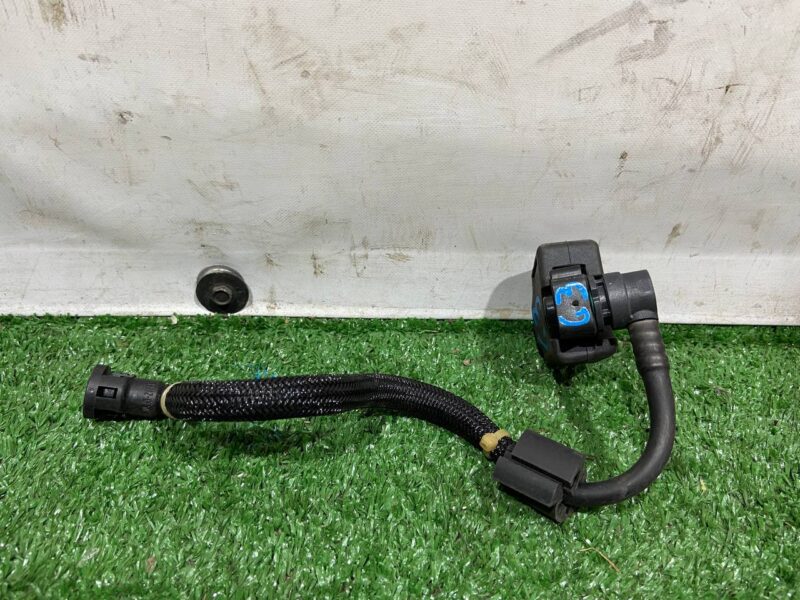 LR127869 Vapor control valve Range Rover Sport L494 (2014-2022) used cost 130 € in stock 1 pcs.