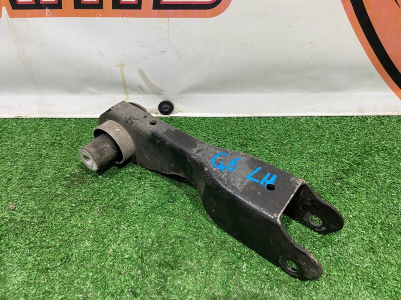 LR128497 Rear left lower lever Range Rover Velar L560 (2018-) USED - Image 12
