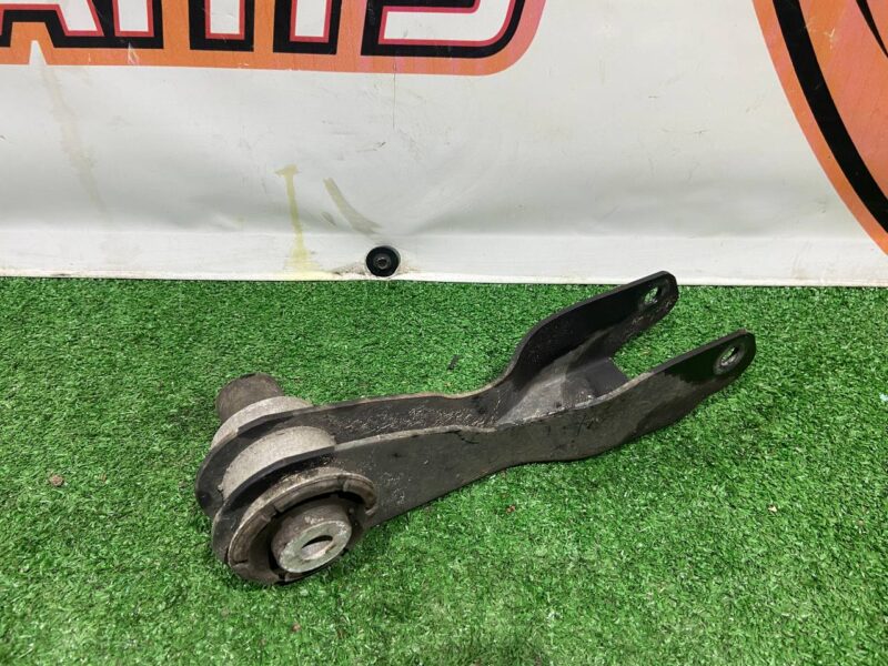 LR128497 Rear left lower lever Range Rover Velar L560 (2018-) USED - Image 13