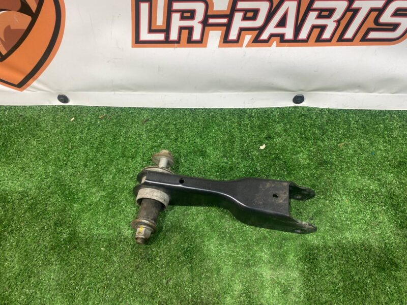 LR128497 Rear left lower lever Range Rover Velar L560 (2018-) USED cost 50 € in stock 4 pcs.