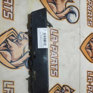 LR129881 Right bumper bracket mount Land Rover Discovery 5 L462 (2017-) Used cost 25 € in stock 1 pcs.