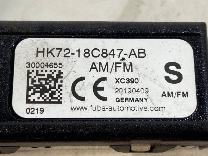 LR134933 Radio amplifier Land Rover Discovery 5 L462 (2017-) used cost 42 € in stock 1 pcs.