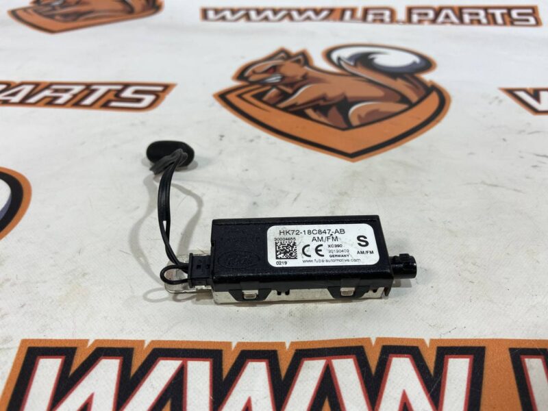 LR134933 Radio amplifier Land Rover Discovery 5 L462 (2017-) used cost 42 € in stock 1 pcs.