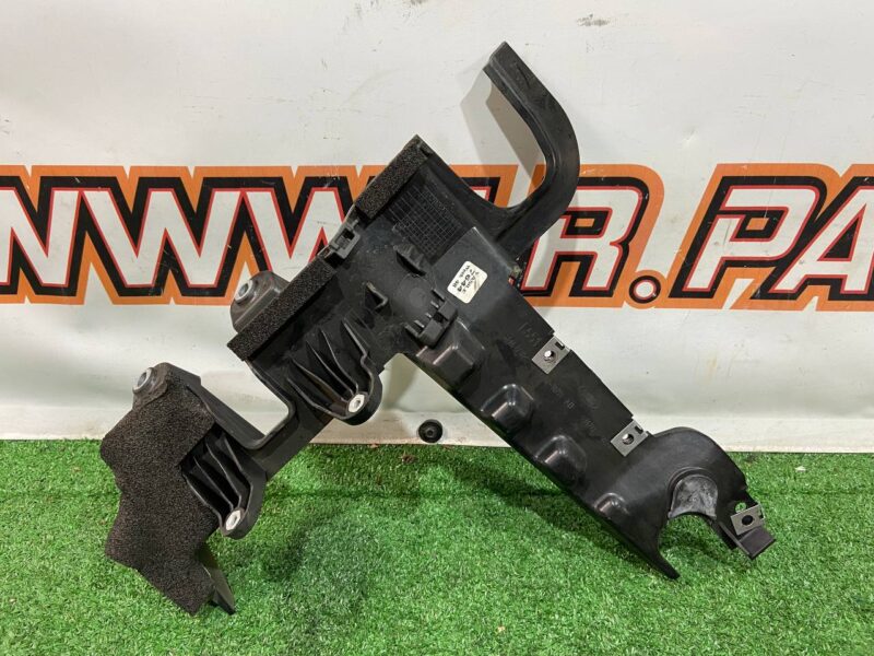 LR135616 Battery Shelf Mounting Bracket LAND ROVER DISCOVERY SPORT L550 2015- Used cost 40 € in stock 1 pcs.